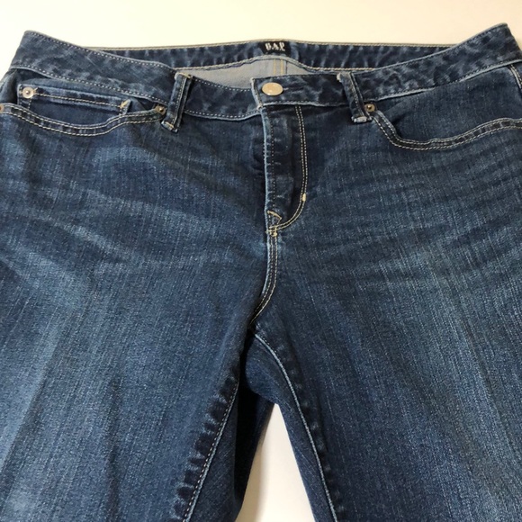 GAP Long and Lean Denim Jeans - Picture 10 of 13